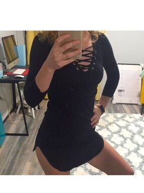 $5💙💛HEART & HIPS~Sexy lace up mini Dress
